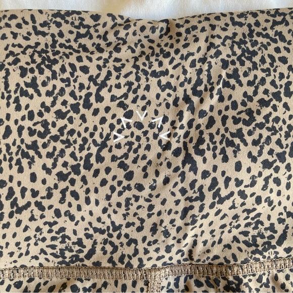 Varley Let’s Go 7/8 legging - painterly spot EUC - Picture 5 of 8
